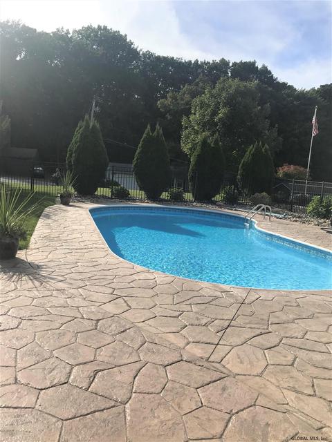 1 Walnut Ln, Schenectady, NY 12309 photo 19
