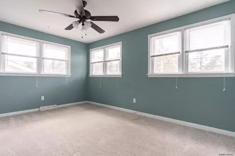 192 E Palmer Ave, Schenectady, NY 12303 photo 21