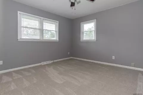 192 E Palmer Ave, Schenectady, NY 12303 photo 15