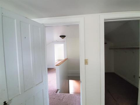 334 Bender Ln, Glenmont, NY 12077 photo 12