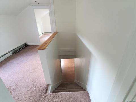 334 Bender Ln, Glenmont, NY 12077 photo 14