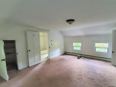 334 Bender Ln, Glenmont, NY 12077 photo 18