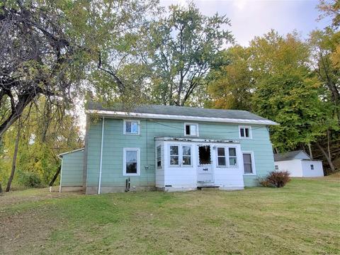 334 Bender Ln, Glenmont, NY 12077 photo 2