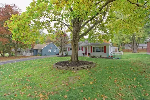24 Hunter Rd, Delmar, NY 12054 photo 3