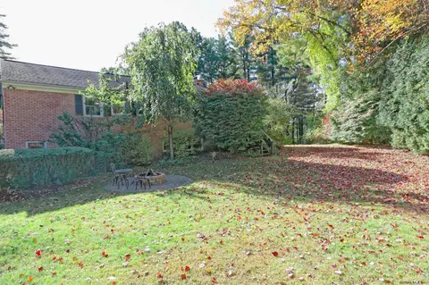 3 Dover Dr, Delmar, NY 12054 photo 39