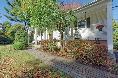 3 Dover Dr, Delmar, NY 12054 photo 5