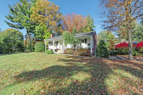3 Dover Dr, Delmar, NY 12054 photo 3