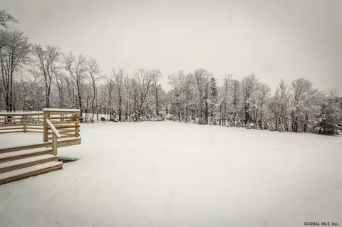 205 Mcqueen Rd, Amsterdam, NY 12010 photo 40
