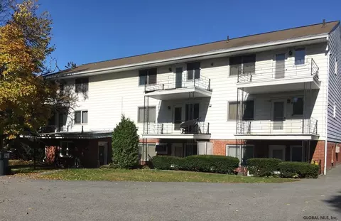 26 Union Ave, Schenectady, NY 12308 photo 3