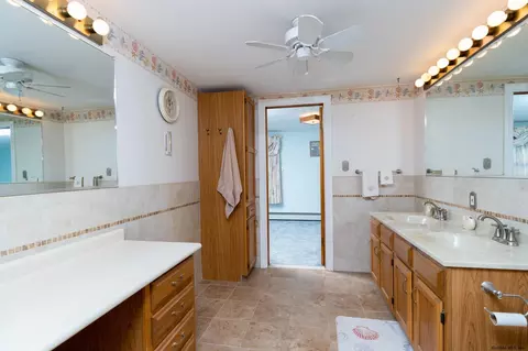1311 Trinity Ave, Schenectady, NY 12306 photo 25