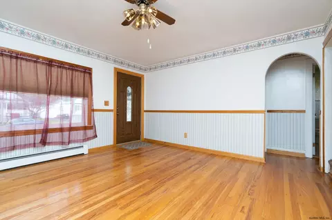 1311 Trinity Ave, Schenectady, NY 12306 photo 4