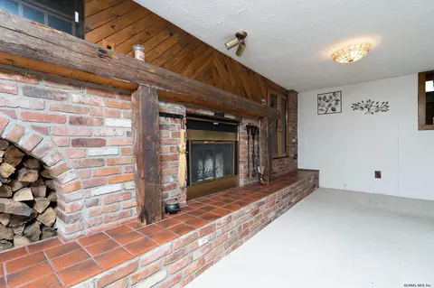 1311 Trinity Ave, Schenectady, NY 12306 photo 14