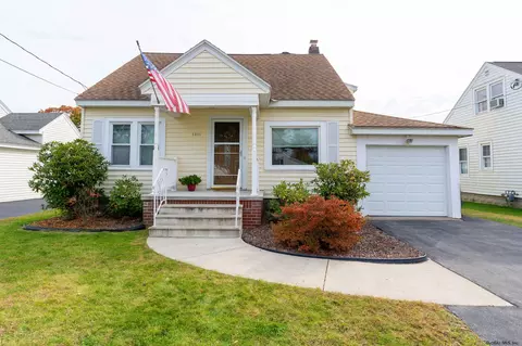 1311 Trinity Ave, Schenectady, NY 12306 photo 1