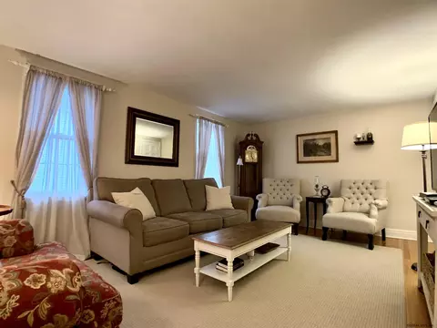 45 Nathaniel Blvd, Delmar, NY 12054 photo 6
