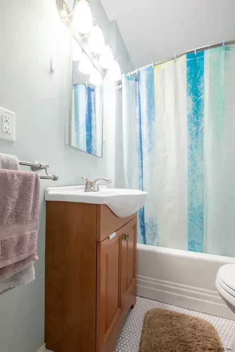 814 Hampton Ave, Schenectady, NY 12309 photo 30