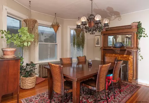 814 Hampton Ave, Schenectady, NY 12309 photo 7