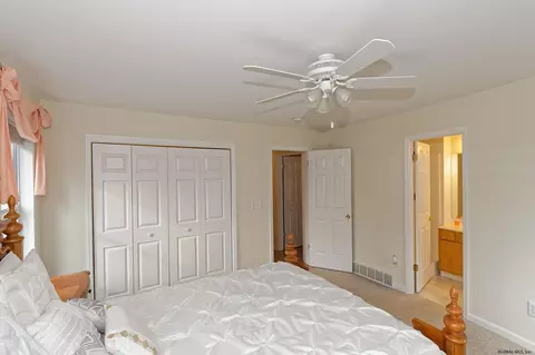 36 Aster Dr, Rexford, NY 12148 photo 25