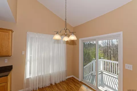 36 Aster Dr, Rexford, NY 12148 photo 17
