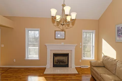 36 Aster Dr, Rexford, NY 12148 photo 12