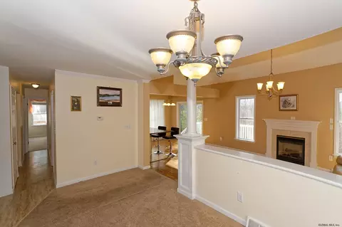 36 Aster Dr, Rexford, NY 12148 photo 9