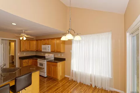 36 Aster Dr, Rexford, NY 12148 photo 16