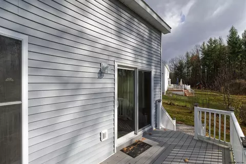 36 Aster Dr, Rexford, NY 12148 photo 39