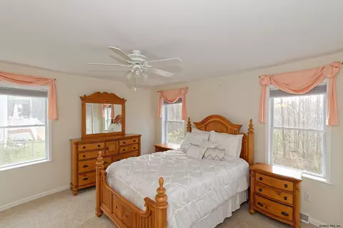 36 Aster Dr, Rexford, NY 12148 photo 24