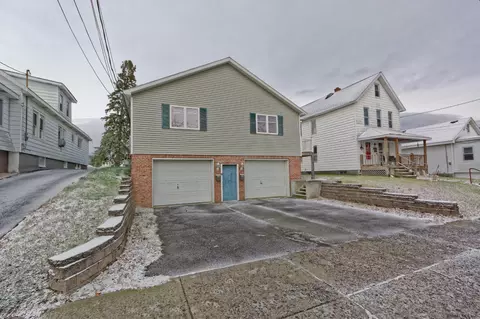 453 Twelfth St, Schenectady, NY 12306 photo 3