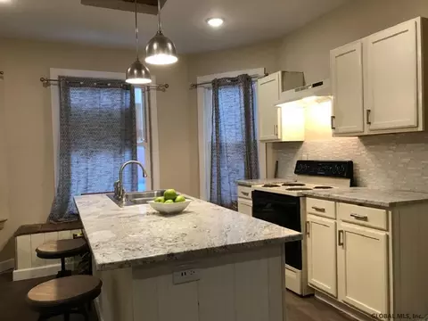 854 Eastern Ave, Schenectady, NY 12308 photo 6