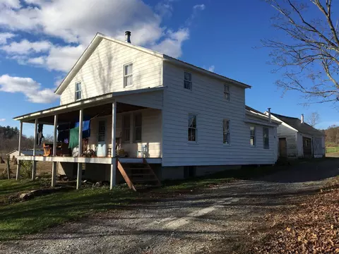 29 Pratt Rd, Hampton, NY 12837 photo 1