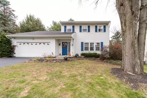 14 Carolanne Dr, Delmar, NY 12054 photo 1