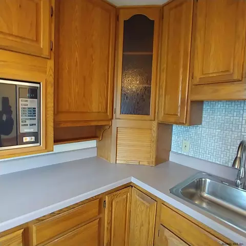 1078 Inner Dr, Schenectady, NY 12303 photo 5