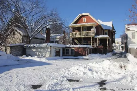 600 E Main St, Cobleskill, NY 12043 photo 2