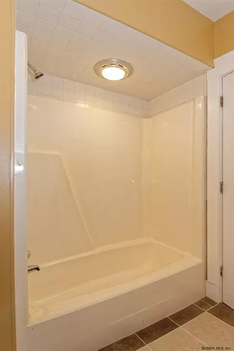 756 Eastern Ave, Schenectady, NY 12308 photo 6