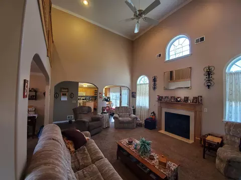 1118 Dianne Ct, Schenectady, NY 12303 photo 9