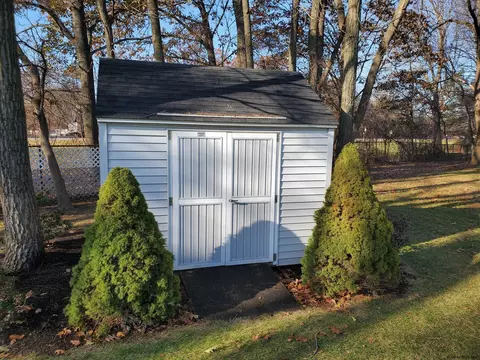 1118 Dianne Ct, Schenectady, NY 12303 photo 6