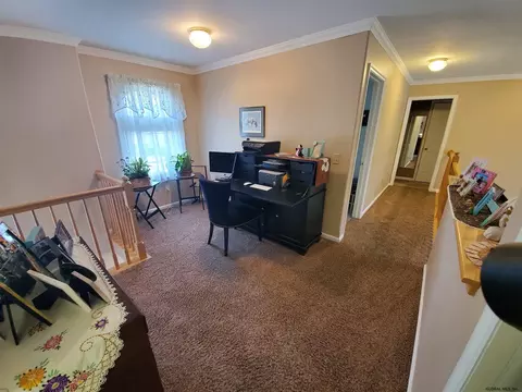 1118 Dianne Ct, Schenectady, NY 12303 photo 16