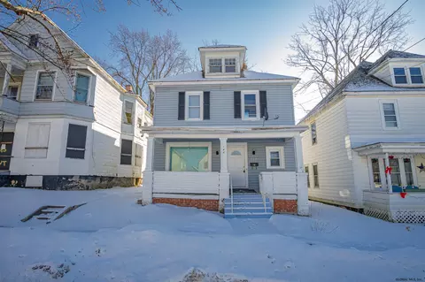 144 Division St, Schenectady, NY 12304 photo 4