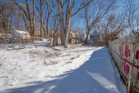 144 Division St, Schenectady, NY 12304 photo 32