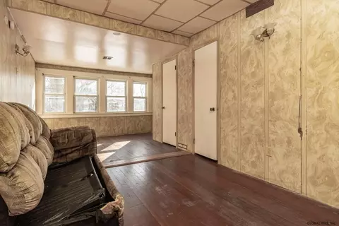 144 Division St, Schenectady, NY 12304 photo 23