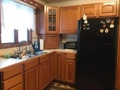 109 Anthony Cir, Cobleskill, NY 12043 photo 2