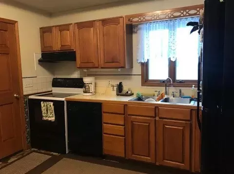 109 Anthony Cir, Cobleskill, NY 12043 photo 3