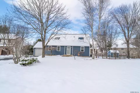 6 William Paca Ct, Glenmont, NY 12077 photo 1