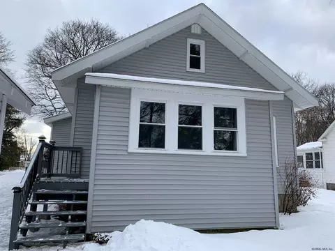 3 York Rd, Schenectady, NY 12302 photo 5