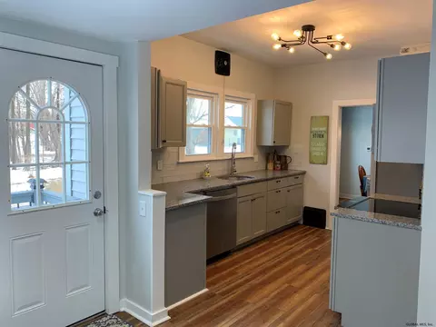 3 York Rd, Schenectady, NY 12302 photo 15