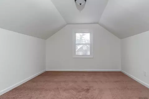 1921 Highland Ave, Schenectady, NY 12308 photo 10