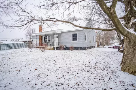 1921 Highland Ave, Schenectady, NY 12308 photo 2