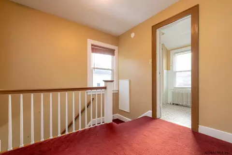 29 Euclid Ave, Delmar, NY 12054 photo 18