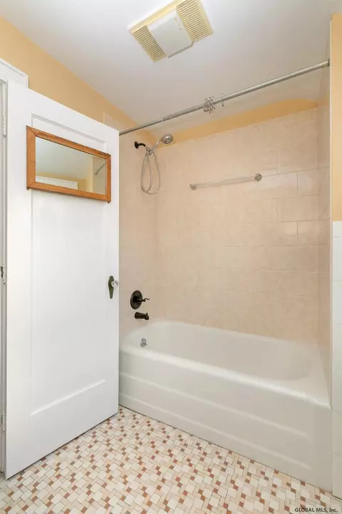 29 Euclid Ave, Delmar, NY 12054 photo 22