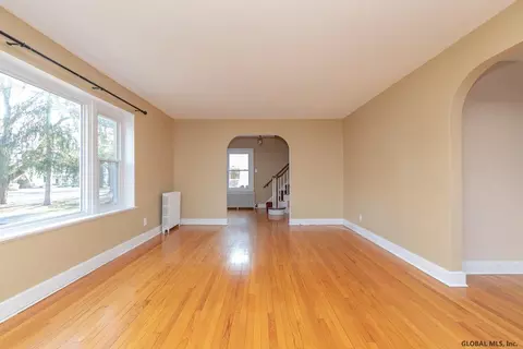 29 Euclid Ave, Delmar, NY 12054 photo 7